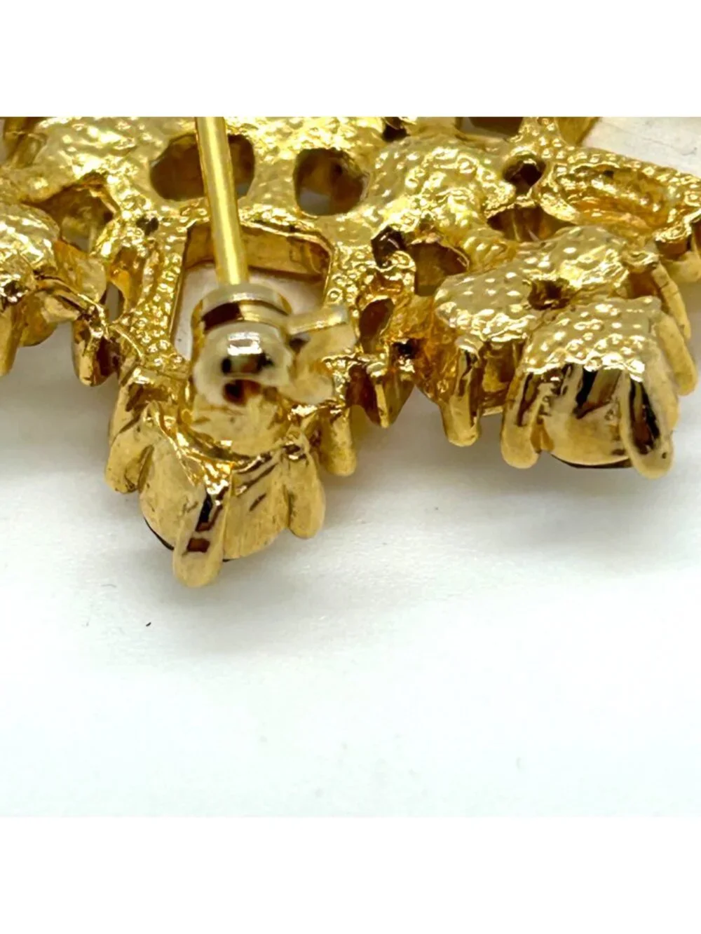 Vintage Yellow Aurora Borealis Brooch Gold-tone Acrylic Stone Statement Sunburst